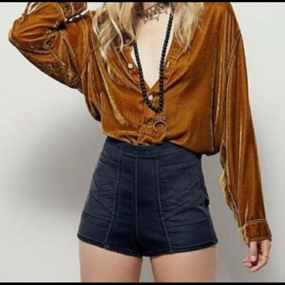 Free People Pants - Free People Black High Waist Radar Love Shorts Size 29 new